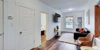 909 5th Ave. Gallery 9