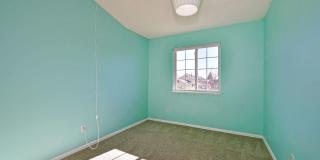 Updated 3bed 3bath home in D20 Schools! Gallery 24