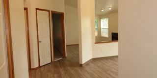 Rent Special: 1/2 Off August's Rent!! 3 bed 2 bath House in South Salem! Gallery 3