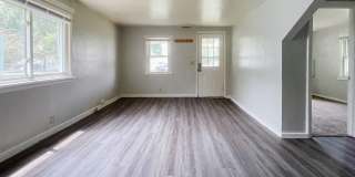 For Rent: 2118 S Penn St. 2 Bedroom 1 Bathroom Home Coming Soon! Washer/Dryer Hook Ups! Pet Friendly! Gallery 5