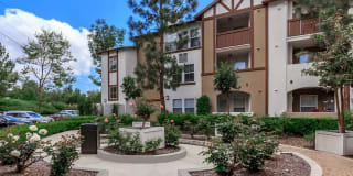 Heritage Park Senior - Ladera Gallery 11