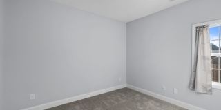 3 bedroom 2 bathroom with a bonus room Gallery 23