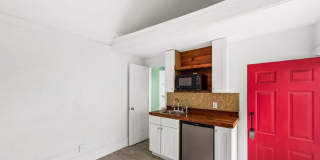 2 Bedroom, 2 Bath Home with ADU Downtown Charleston! Gallery 27