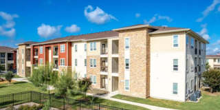 12337 SW Loop 410 Gallery 1