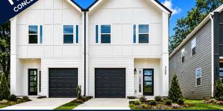 Beautiful 3BR 2.5BA Townhome w/ Full Appliance Kitchen • Garage Parking in Westerly Hills Gallery 1