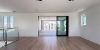 161 Apron Gallery 22