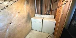 682 East 800 North Gallery 11