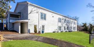 1329 Riverdale Dr Gallery 29