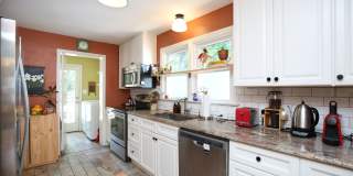 Adorable 3 bedroom ranch with fenced yard! Gallery 15