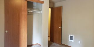 551e14 Gallery 28