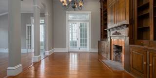 2/2 Large house on Jackson st Gallery 13