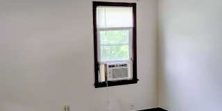 772 Whitethorne Avenue Gallery 1