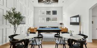 The Henry at Woodland Hills Gallery 40