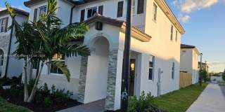 2618 SE 27th Ct Gallery 3