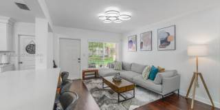 1714 Costado St Gallery 4