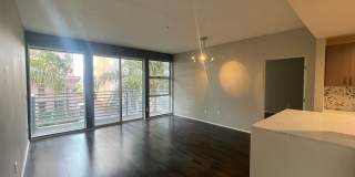 Charming 2 Bedroom, 2 Bathroom Condo located in the heart of San Diego Gallery 1