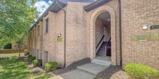 8989-A COTSWOLD Drive Gallery 1