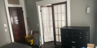 Charming 2BR Duplex in Buffalo directly on Elmwood Gallery 5