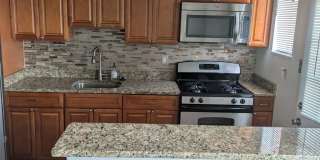 1249 FARRAGUT Place NE Gallery 10