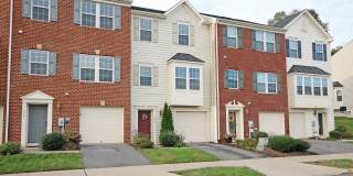 Pet-Friendly Pavilions at Pantops Townhome Pet-Friendly Pavilions at Pantops Townhome Gallery 19
