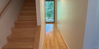 Spacious Pet-Friendly 4BR Home Near Downtown & UVA Gallery 22