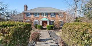 5 Bedroom House In Hunting Creek Gallery 1