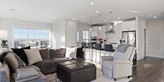 100 SAINT IVES Place unit: 402 Gallery 1