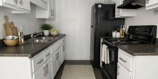 The Stratford Apartments Gallery 1