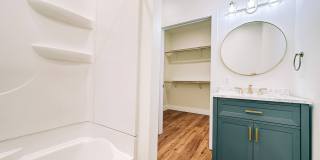**FULLY REMODELED** (AUGUST 2028) INCREDIBLE LOCATION IU CAMPUS 6 BEDS!!! Gallery 29