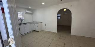 2506 Stanford Ave Gallery 1