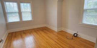 112 Alden Street Gallery 12