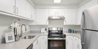 Pacific Crest Apartments Gallery 12