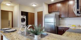 Ondine at Juanita Bay Gallery 4