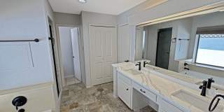 3-Bedroom Home in Blanco Woods with Community Pool + Prime Location Gallery 23