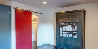 1321 W 36th Place Apartments Gallery 44