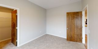 South Pointe Apartments Gallery 12