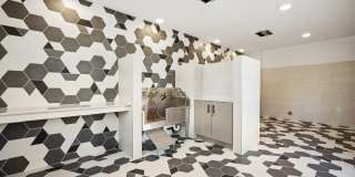 Longbow Luxury Apartments Gallery 29