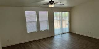 42608 N 6TH Avenue Gallery 22
