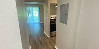 River Walk Apartments Gallery 16