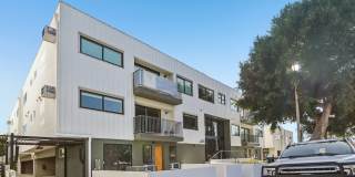 ST Living at 1422 Tamarind | Come Home to Elevated Comfort Gallery 29