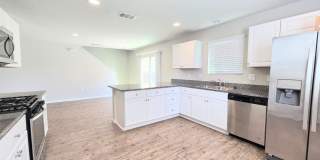 10302 Legacy Hill Gallery 8