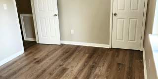 2519 Beech St Gallery 36