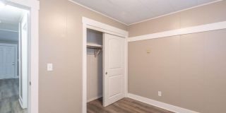 Hunter-Minutes from Law/Optometry School! Gallery 11