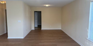 2BR/2BA Duplex in Cherry Meadows! Gallery 3