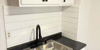 17157 Mackay Street Gallery 1