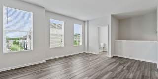 BRAND NEW Townhome located in Westside Bend! MUST SEE! Gallery 11