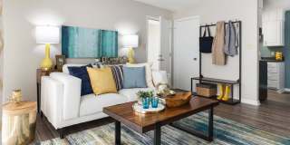 Edgewater Village Apartments Gallery 8