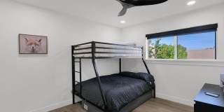 7629 N VIA DE LOS NINOS -- Gallery 19