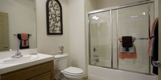 Avalon Thousand Oaks Plaza Gallery 10