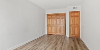 2594 Montgomery Avenue Gallery 12